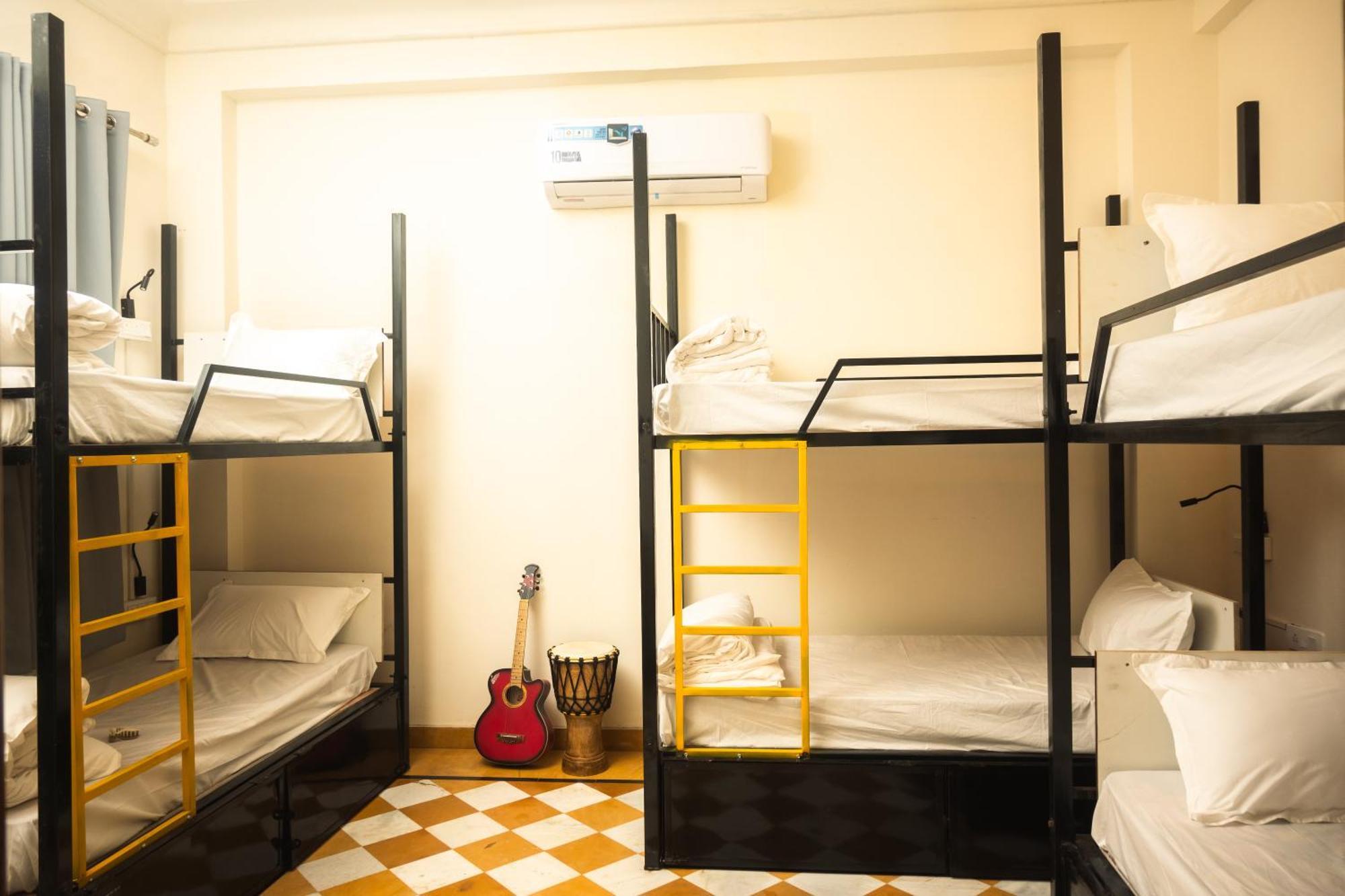 Banana Hostel Пушкар Екстер'єр фото